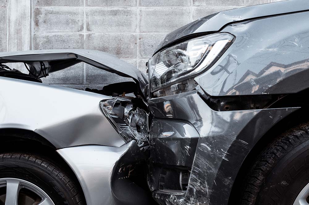 attidoc unfall und schadensgutachten
